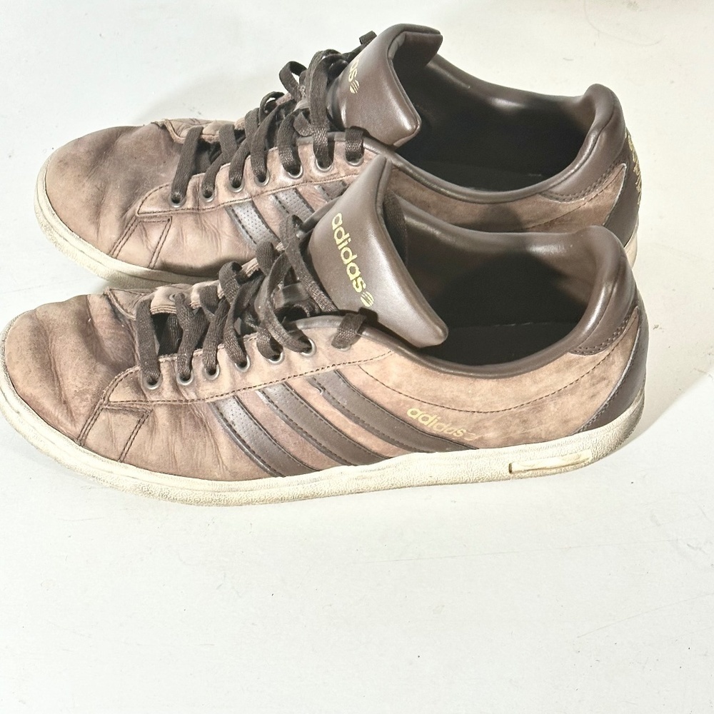 ADIDAS Three Stripe Brown White Classic Sneakers Athletic Sports Wide Shoes